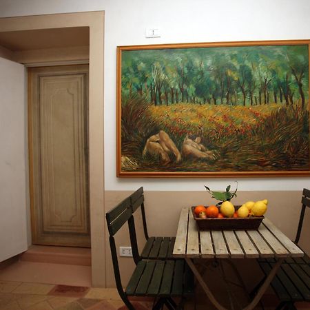 Palazzo Santinelli Bed and Breakfast SantʼAngelo in Vado Kamer foto