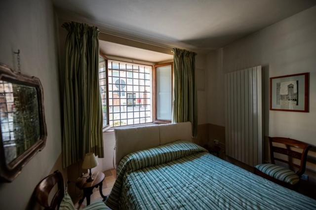 Palazzo Santinelli Bed and Breakfast SantʼAngelo in Vado Buitenkant foto