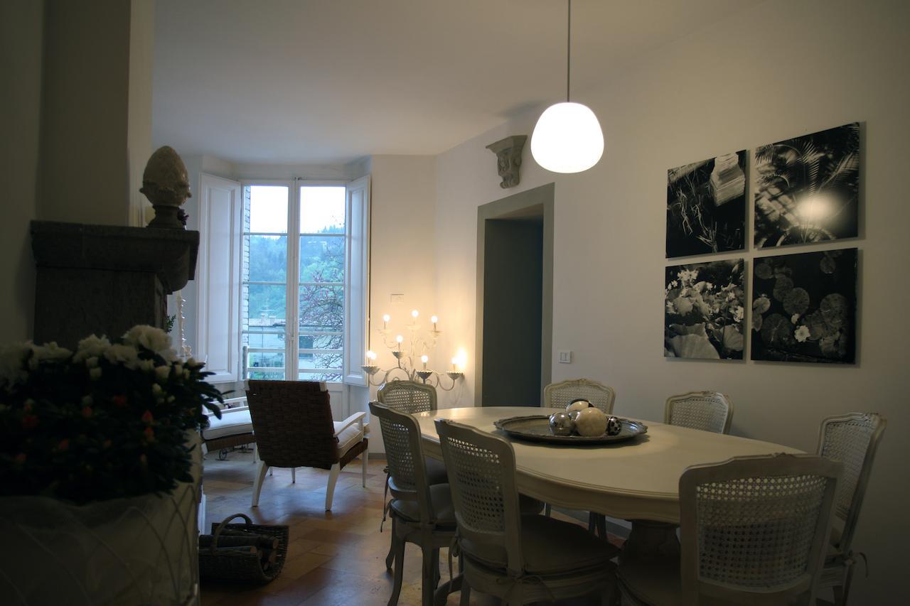 Palazzo Santinelli Bed and Breakfast SantʼAngelo in Vado Buitenkant foto