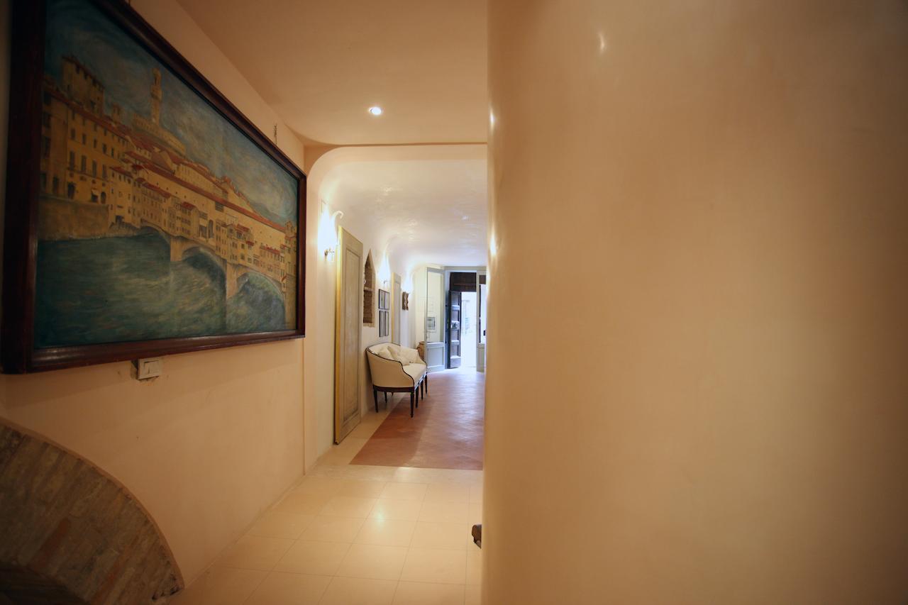 Palazzo Santinelli Bed and Breakfast SantʼAngelo in Vado Buitenkant foto